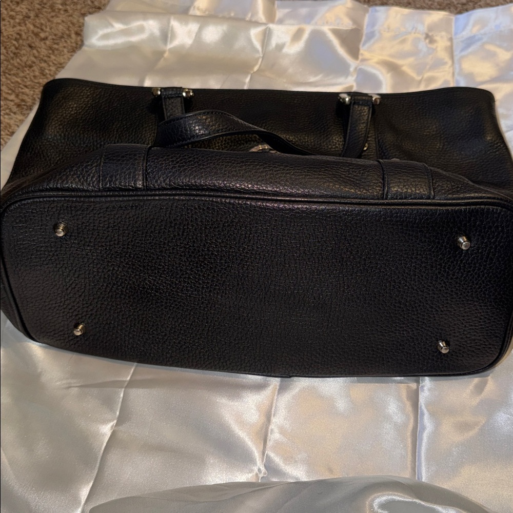 Metrocity Black Pebbled Leather Shopper Tote Bag
15 - Picture 3 of 8